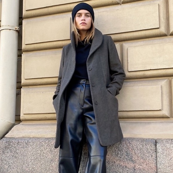 Aritzia Jackets & Blazers - Wilfred charcoal coat